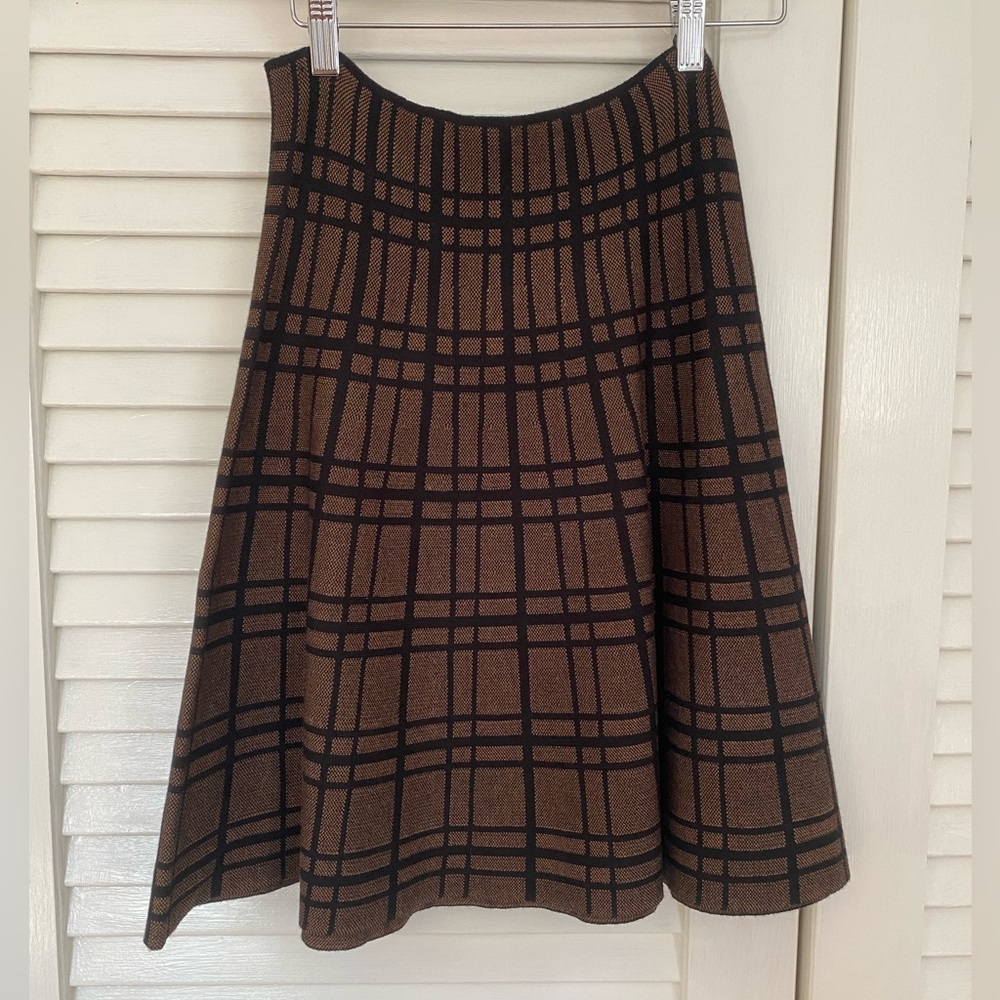 Max Studio Plaid Sweater Skirt NWT 🏷️ - Picture 9 of 13